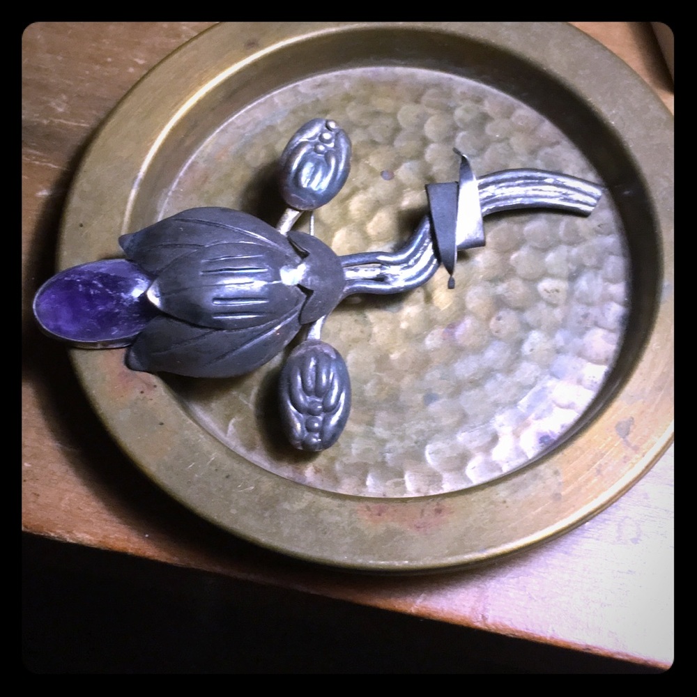 Sterling silver & amethyst Taxco pin.